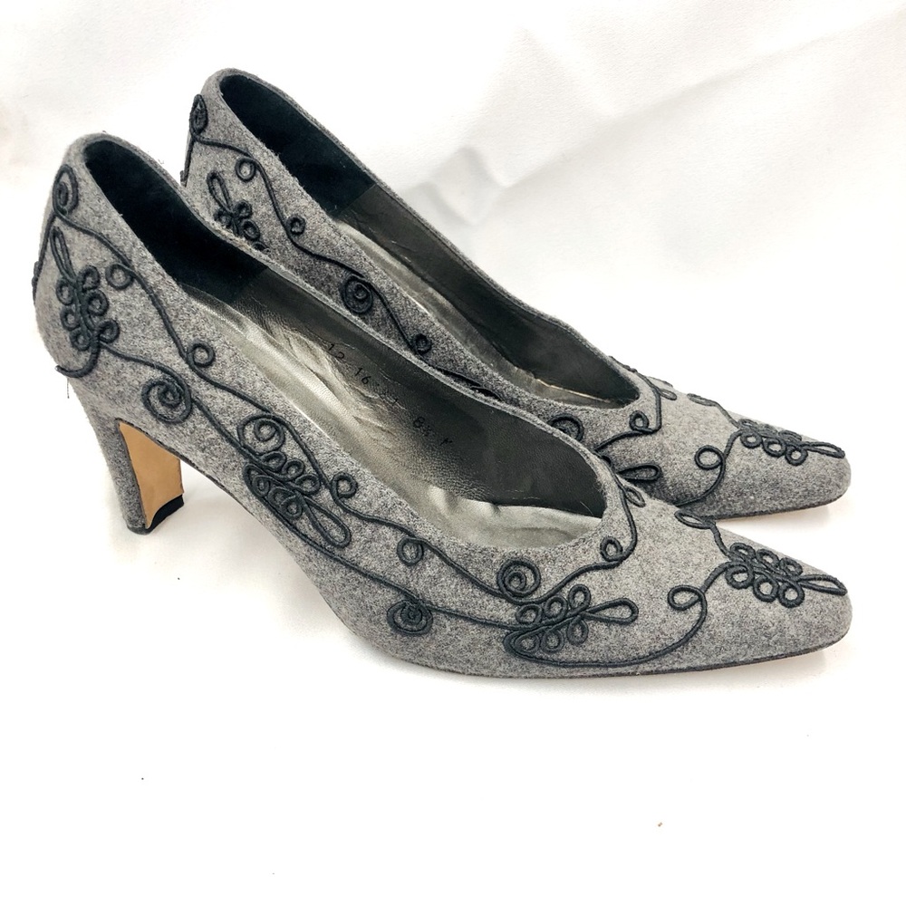 Timothy Hitsman Gray Embroidered Heels